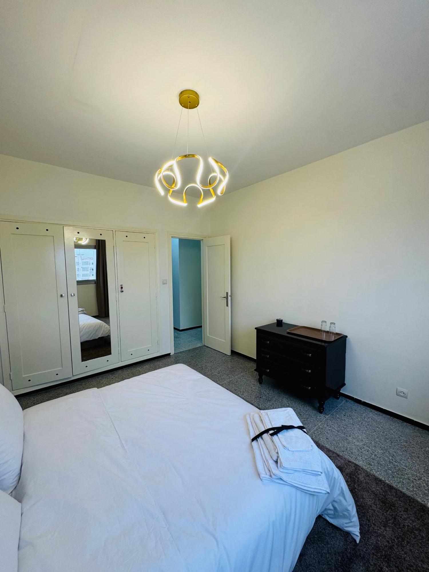 Appartement Spacieux - Bd Anfa คาซาบลังกา ภายนอก รูปภาพ