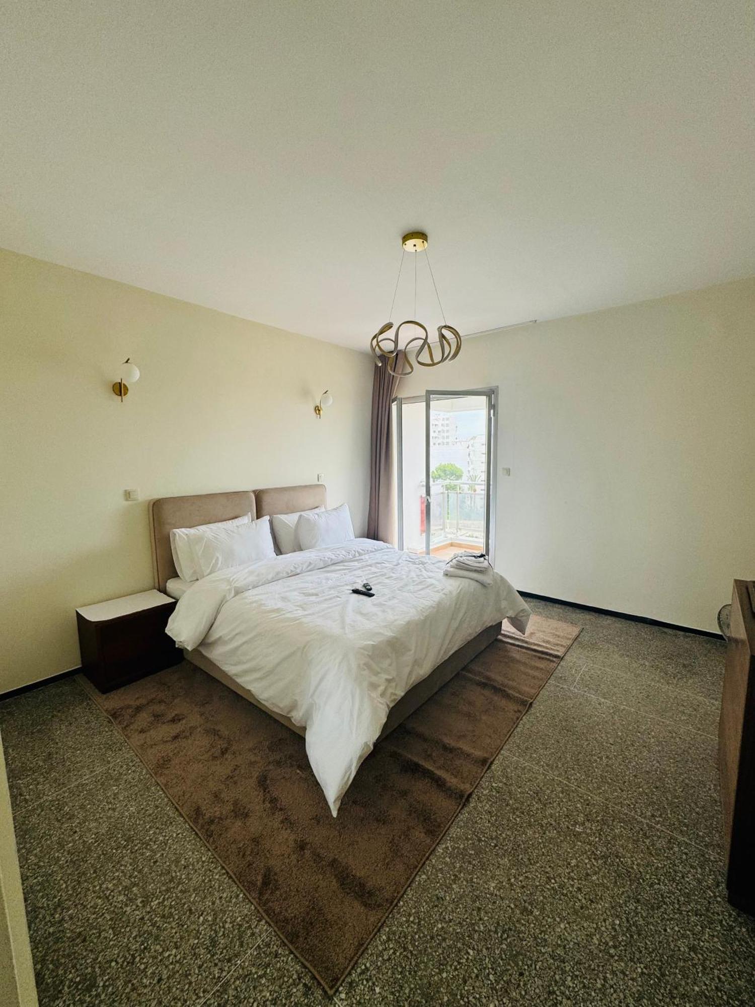 Appartement Spacieux - Bd Anfa คาซาบลังกา ภายนอก รูปภาพ