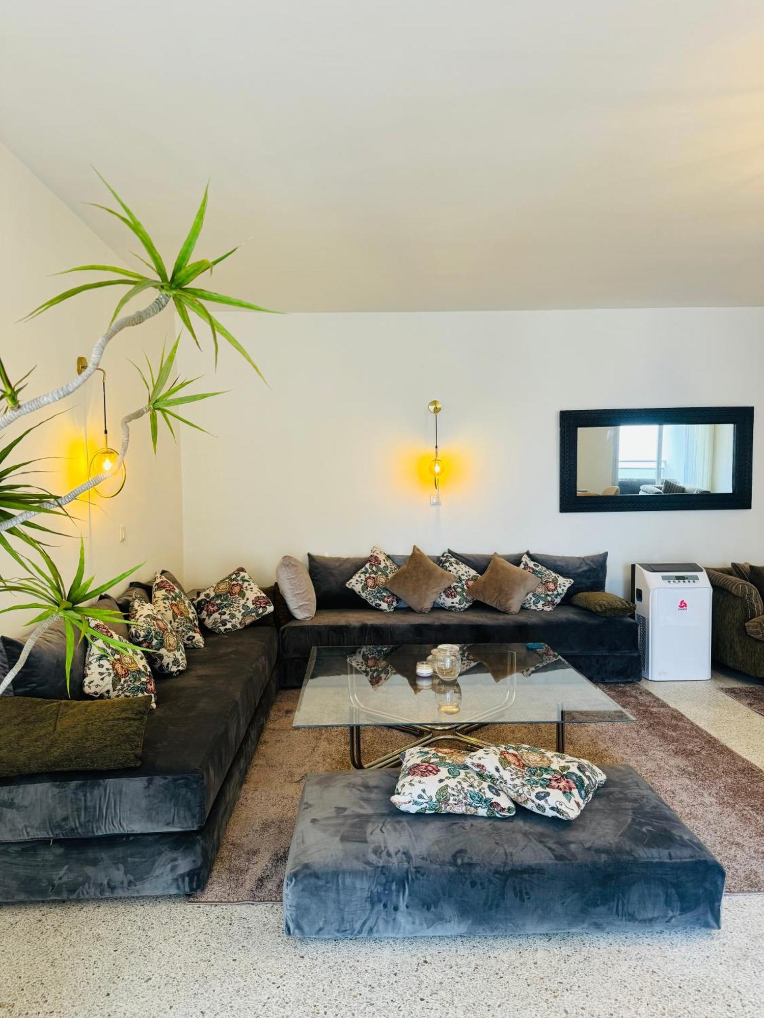 Appartement Spacieux - Bd Anfa คาซาบลังกา ภายนอก รูปภาพ