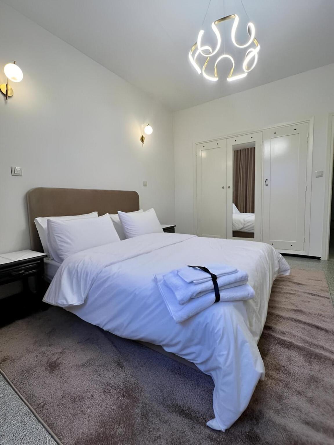 Appartement Spacieux - Bd Anfa คาซาบลังกา ภายนอก รูปภาพ